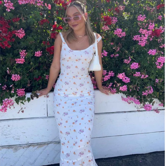 Princess Polly Dresses & Skirts - PRINCESS POLLY CURTIS MAXI DRESS MULTI- Size 12